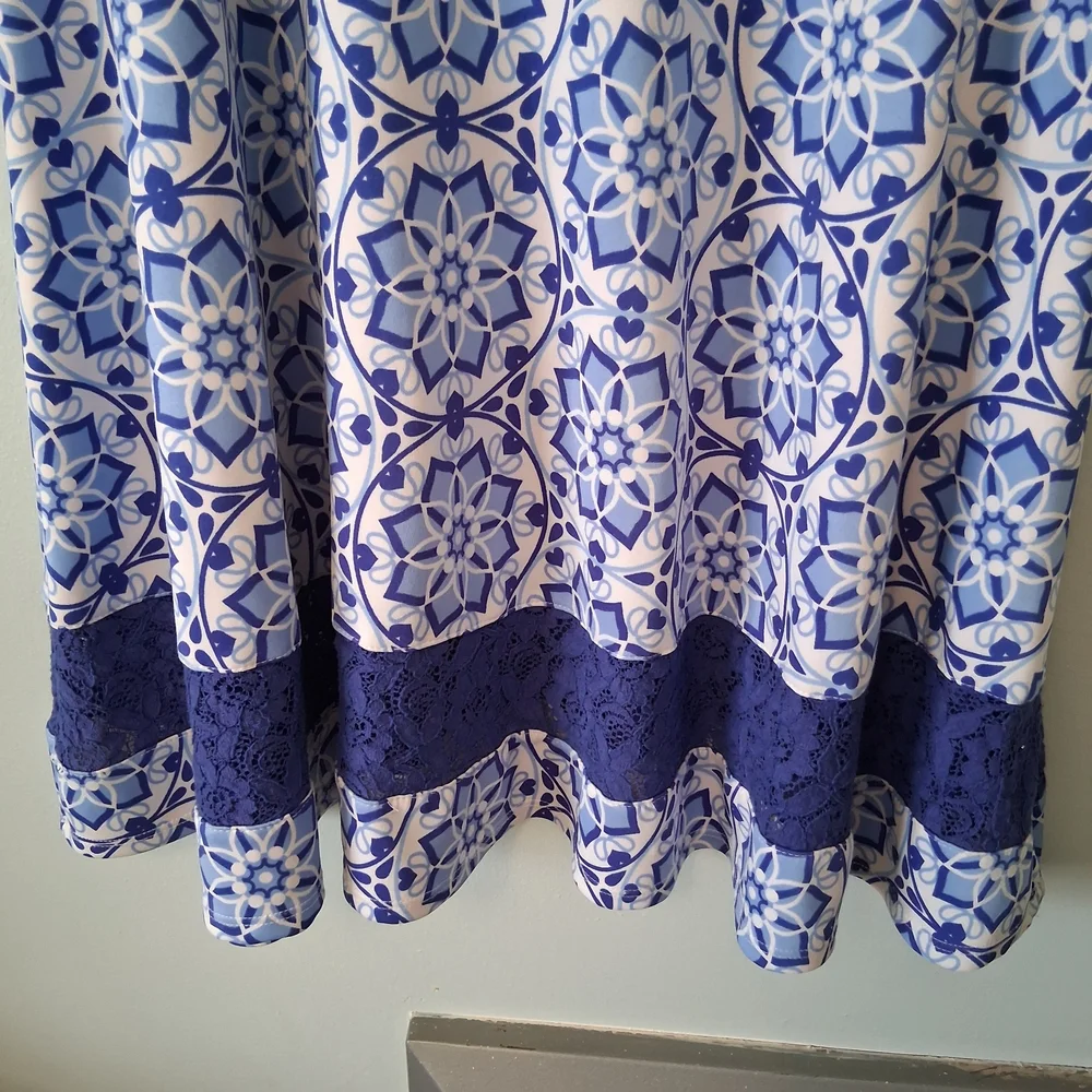 Bonnie Jean Girls Blue and White Patterned Sleeveless Dress Size 16